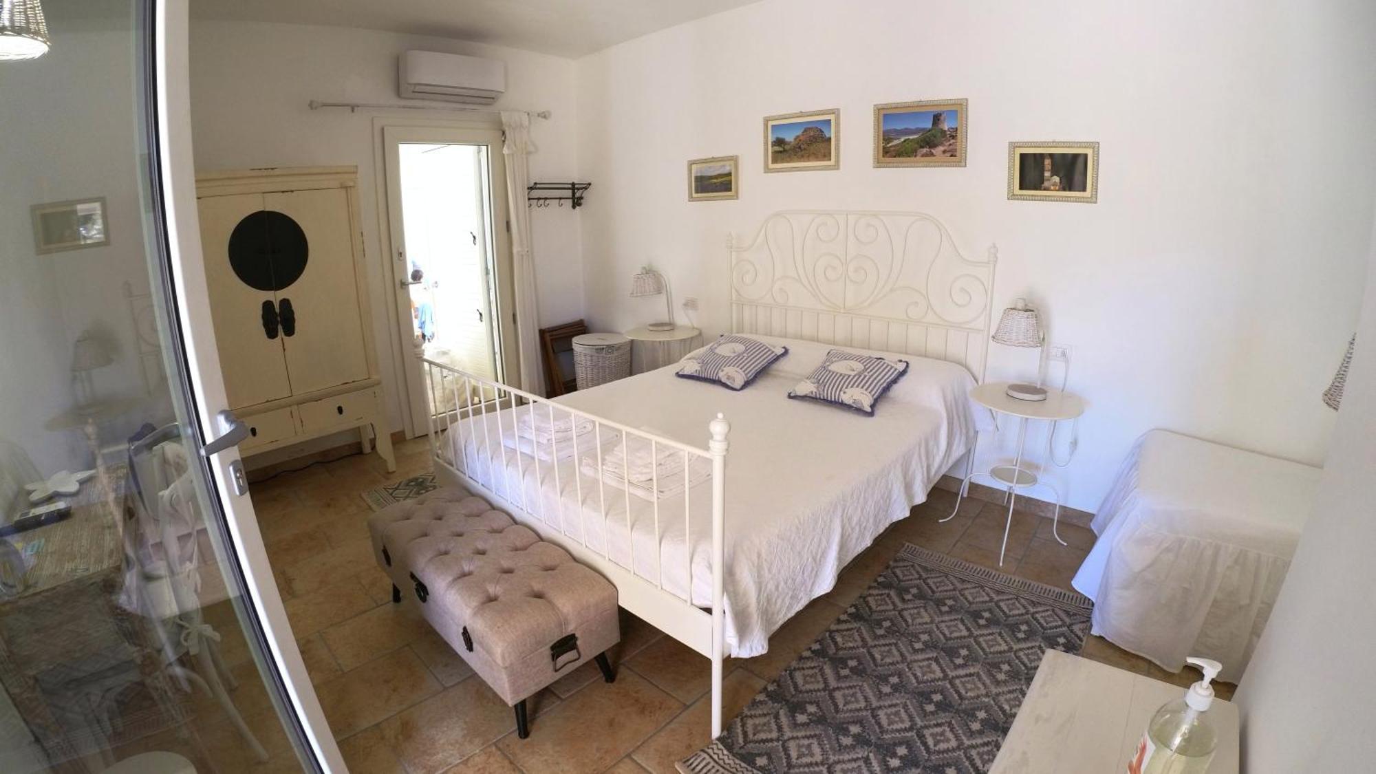 Monti Russu Natural Guest House Aglientu Exterior foto